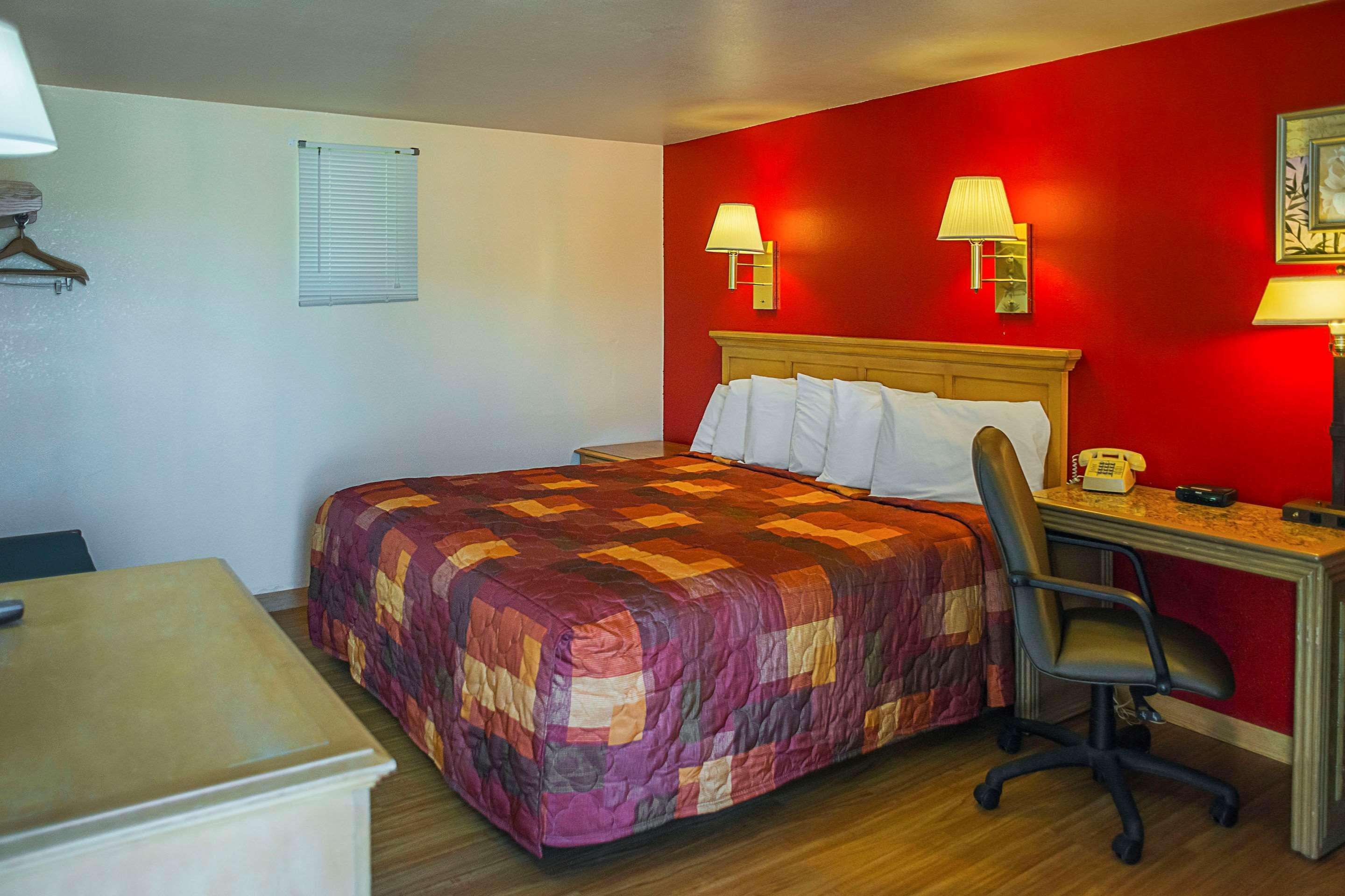 Rodeway Inn Buffalo Eksteriør bilde